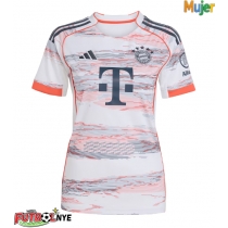Camiseta Bayern Munich Sacha Boey #23 Visitante Equipación para mujer 2025-26 manga corta